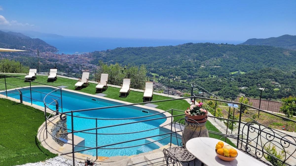 Cozy Pool-side House With Sea View Holiday home Rapallo